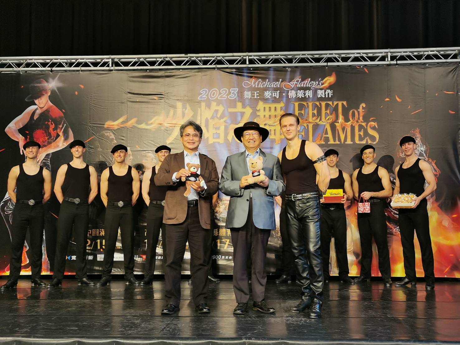傳奇踢踏舞劇《火焰之舞》15年來首度造訪新竹！竹北學生現學現賣超狂踢踏舞