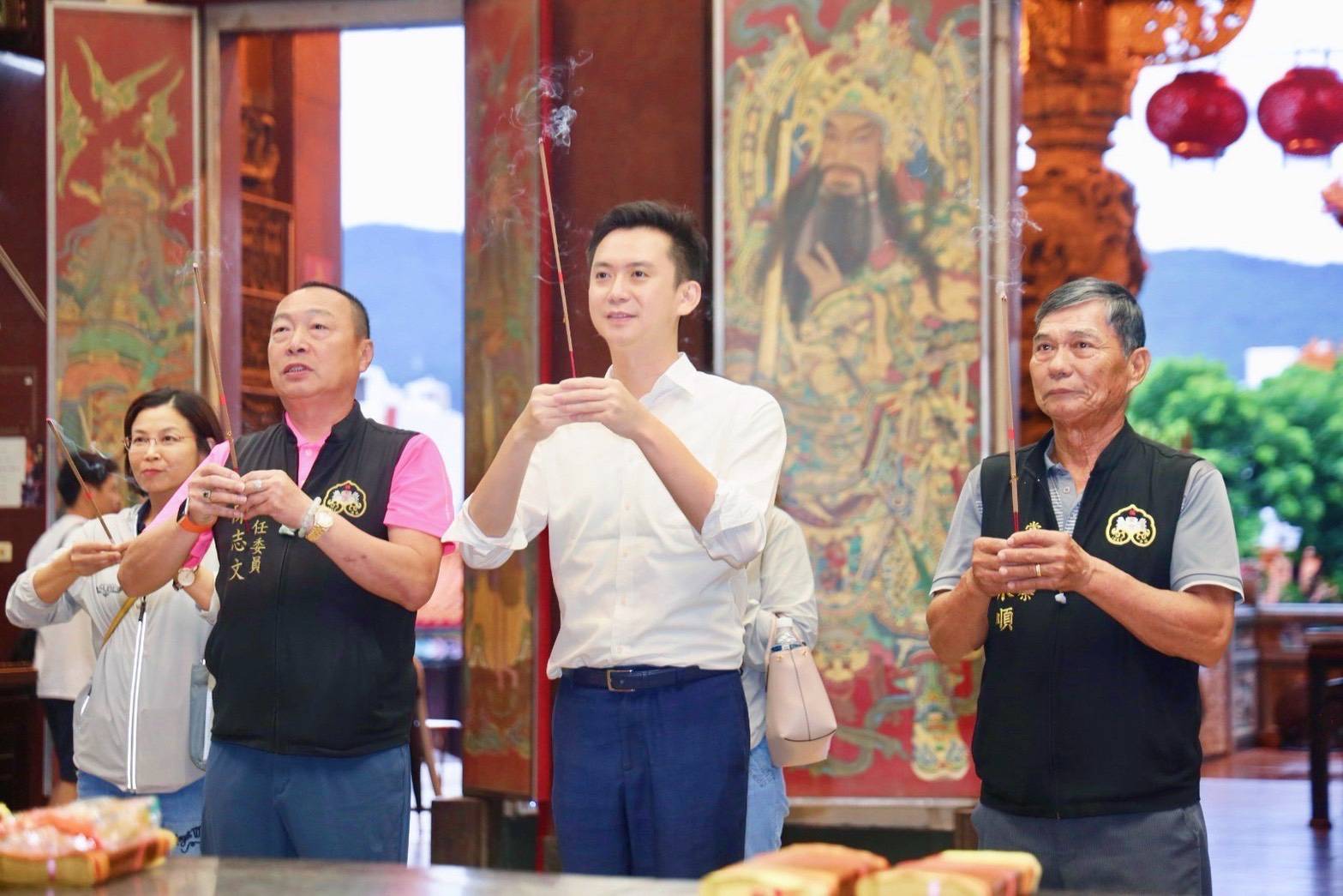 ​竹北超越竹北文化祭三聖賜福超夢幻聯動 車城福安宮土地公祖三百年來首次神轎贊境