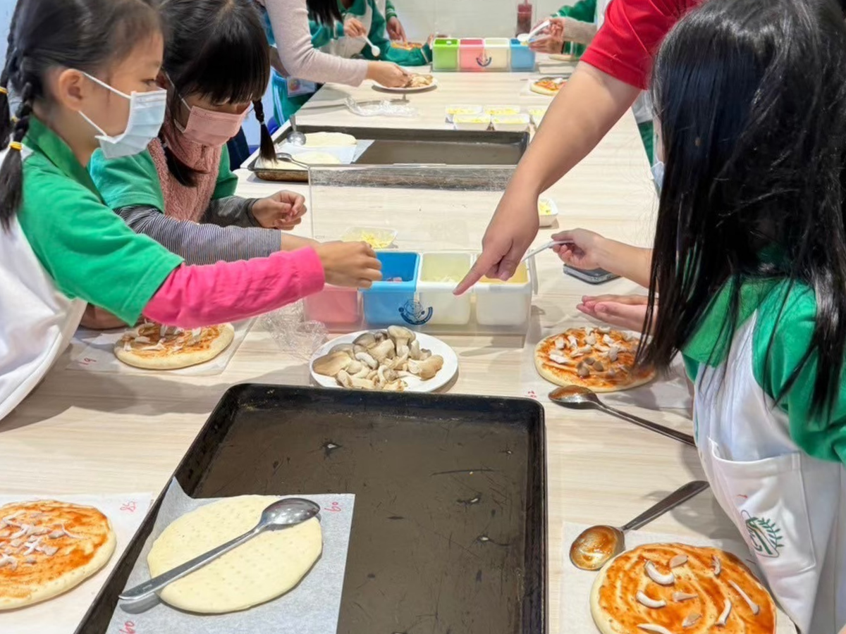 透過手作體驗認識在南投地農產品(圖/豐年農場提供)