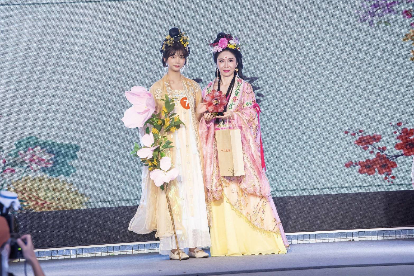 (柒默與百花之神 鄭書瑄未來領軍十二花神化身「公益親善大使」。圖由未來新媒體提供)