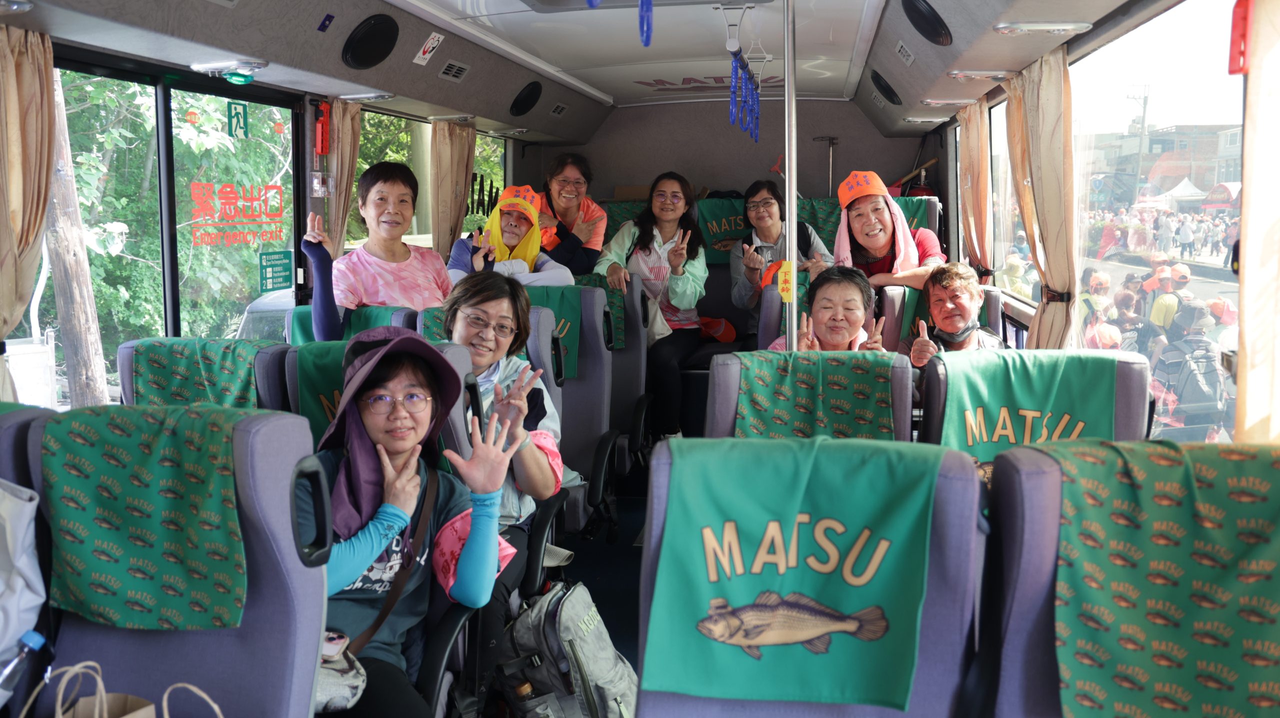 黃魚公車身受白沙屯媽祖信眾喜愛 。圖連江縣政府提供